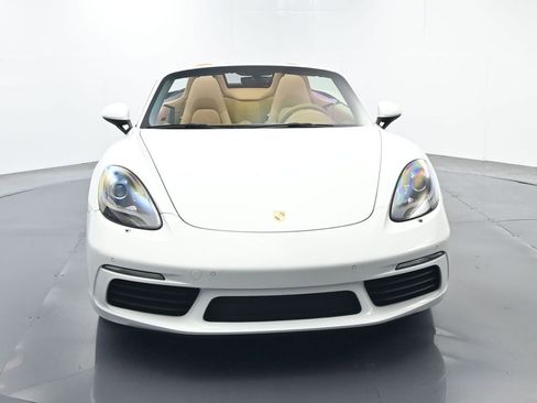 Certified 2017 Porsche 718 Boxster RWD image 18