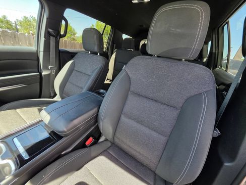 Used 2024 Chevrolet Traverse LT AWD/4WD image 8