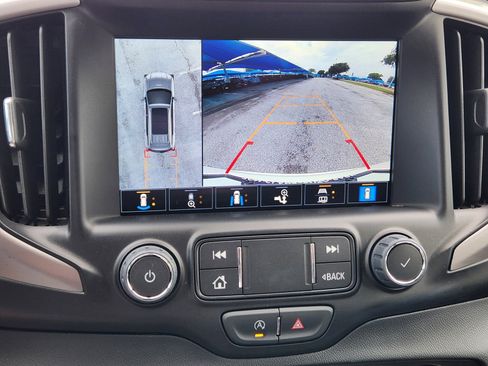 Used 2024 GMC Terrain AT4 w/ Infotainment Package II AWD/4WD image 8