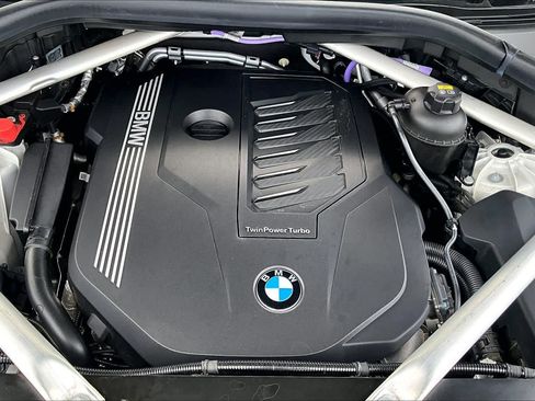 Used 2022 BMW X5 xDrive40i w/ Premium Package AWD/4WD image 31