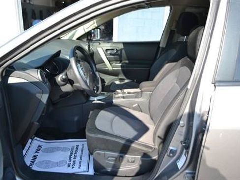 Used 2013 Nissan Rogue SV AWD/4WD image 11