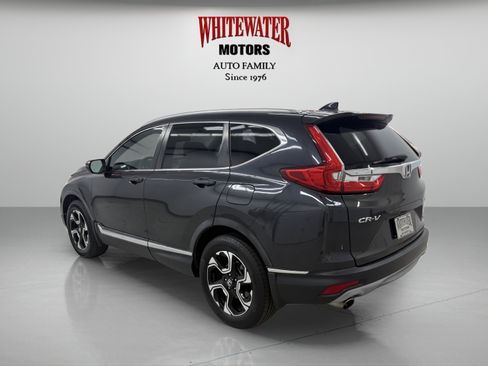Used 2017 Honda CR-V Touring image 2