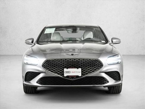Used 2025 Genesis G70 2.5T image 2