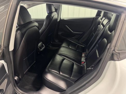 Used 2020 Tesla Model 3 Standard Range Plus image 10