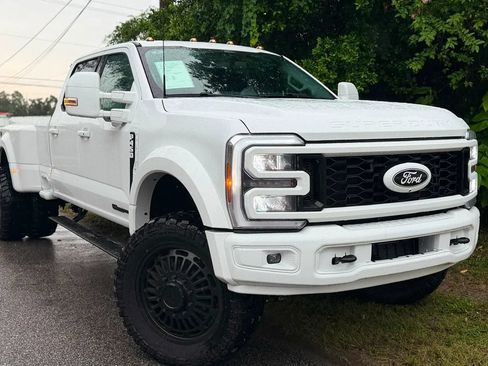 Used 2026 Ford F450 Lariat w/ FX4 Off-Road Package AWD/4WD image 7