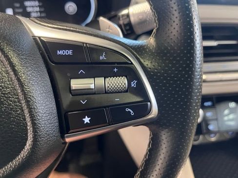 Used 2024 Genesis G70 2.5T image 26