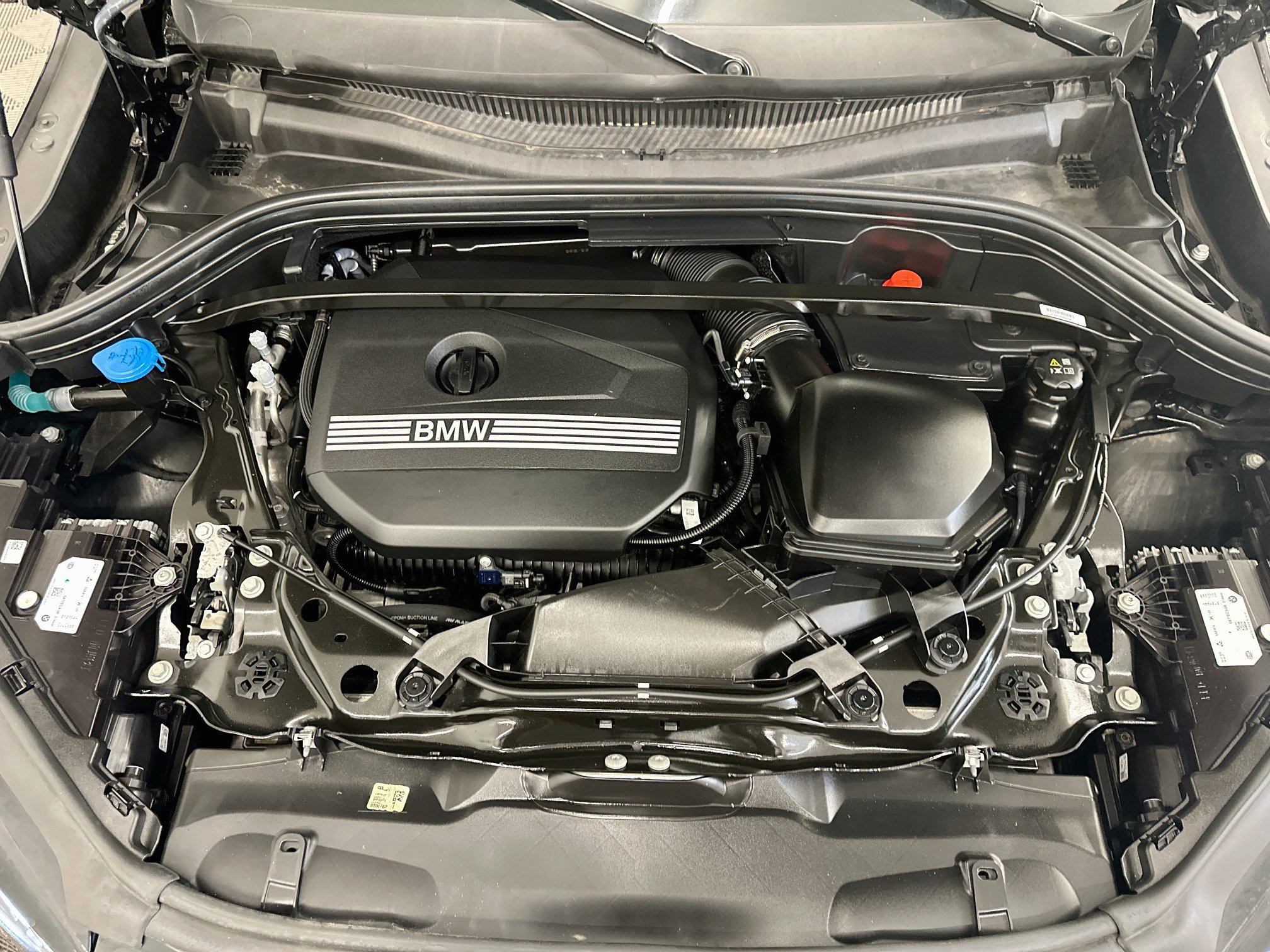 Used 2026 BMW X2 xDrive28i AWD/4WD image 35