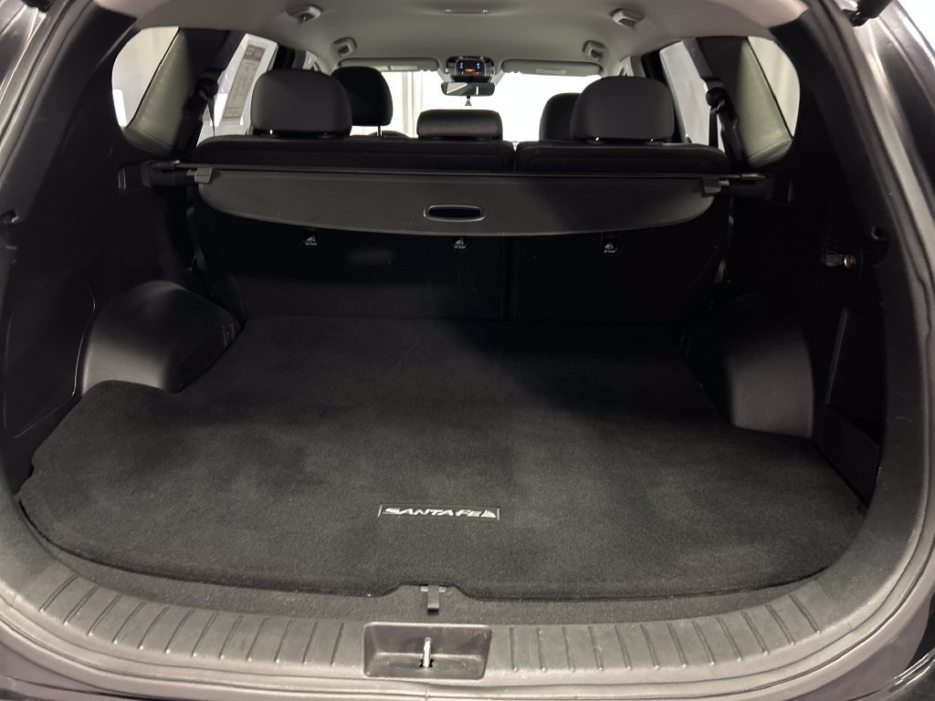 Used 2023 Hyundai Santa Fe SEL FWD image 21
