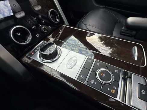 Used 2019 Land Rover Range Rover Autobiography image 26