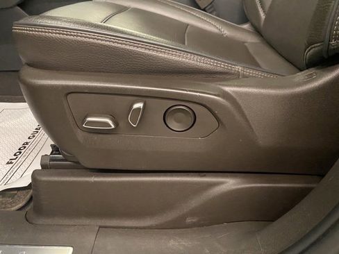 Used 2022 GMC Yukon Denali w/ Max Trailering Package image 17