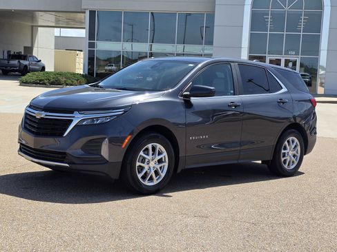 Used 2023 Chevrolet Equinox LT FWD image 26