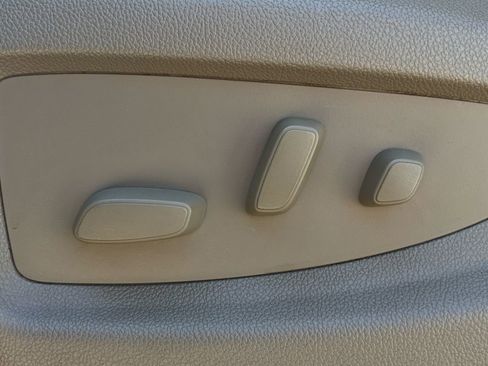 Used 2016 GMC Sierra 2500 Denali w/ Duramax Plus Package image 23