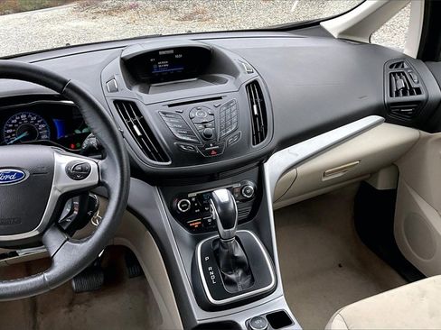 Used 2014 Ford C-MAX SE image 6