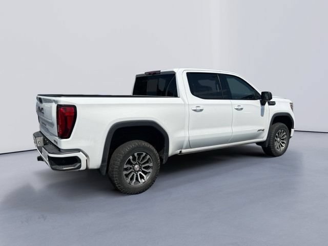 Used 2021 GMC Sierra 1500 AT4 w/ AT4 Value Package AWD/4WD image 3