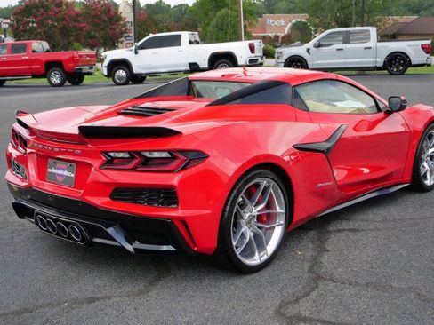 Used 2026 Chevrolet Corvette Z06 RWD image 9
