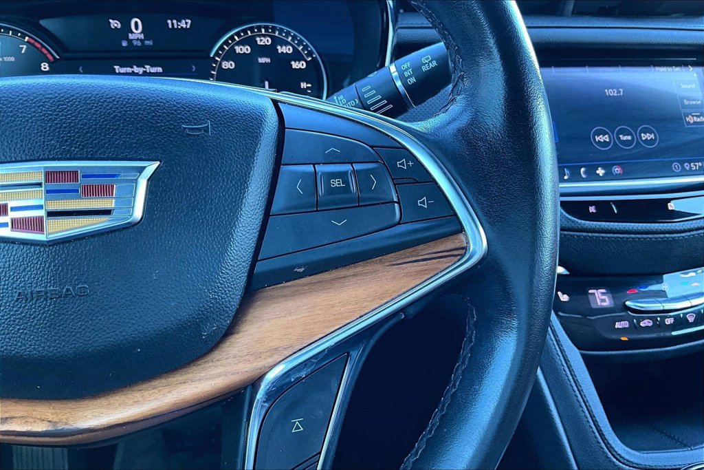 Used 2020 Cadillac XT5 Premium Luxury FWD image 19