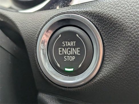 Used 2020 Buick Encore GX Essence w/ Experience Buick Package image 28