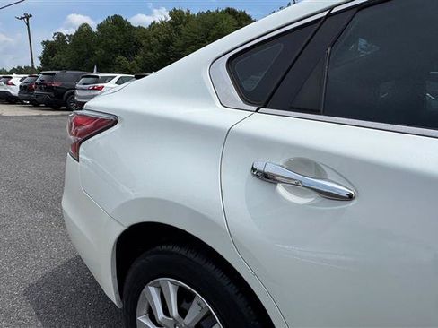 Used 2014 Nissan Altima 2.5 S FWD image 25