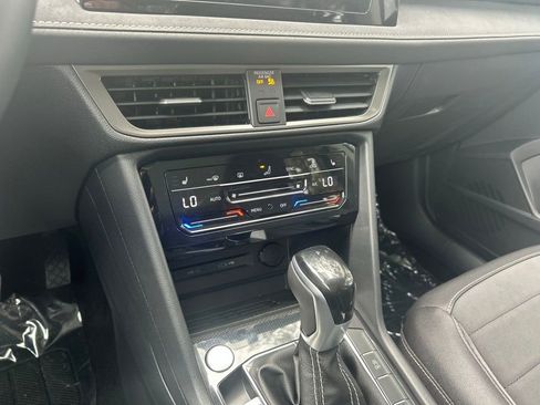 New 2026 Volkswagen Taos SE image 49