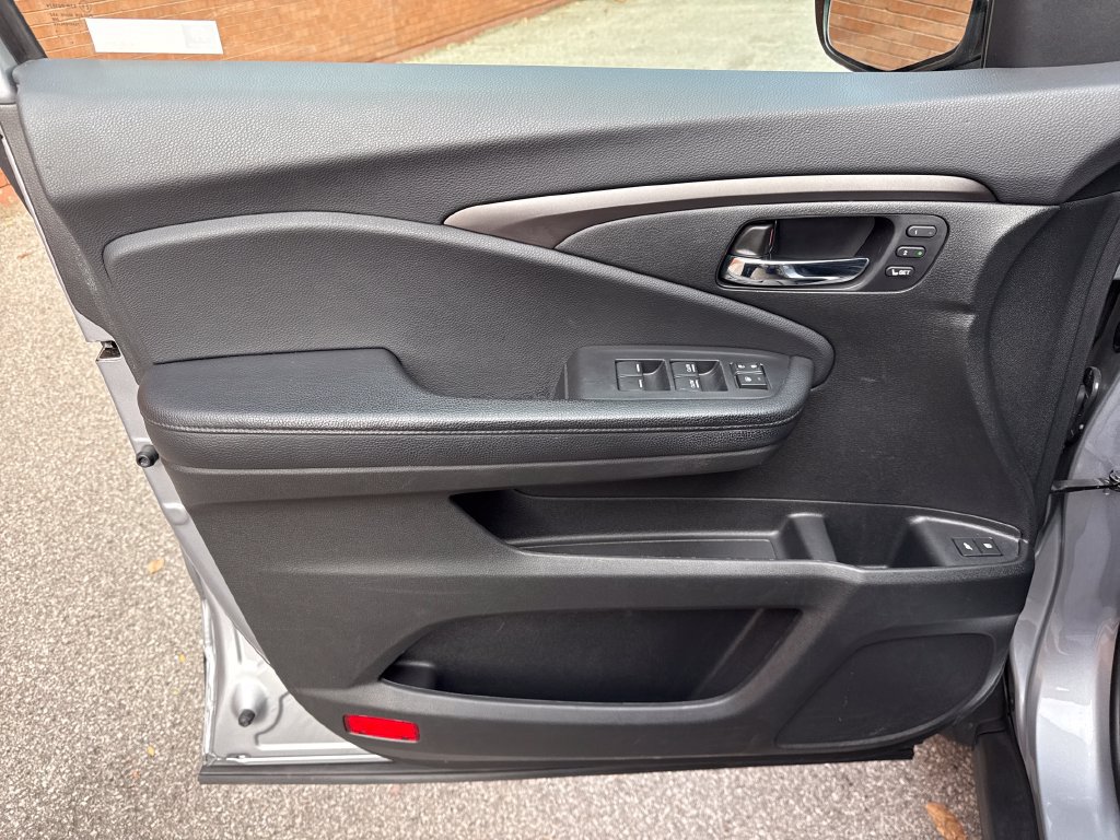 Used 2019 Honda Passport EX-L image 13