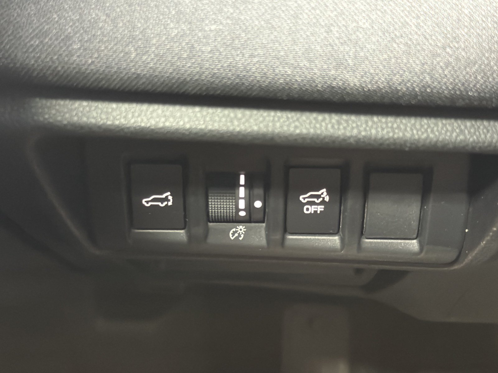 Certified 2025 Subaru Outback Premium AWD/4WD image 22