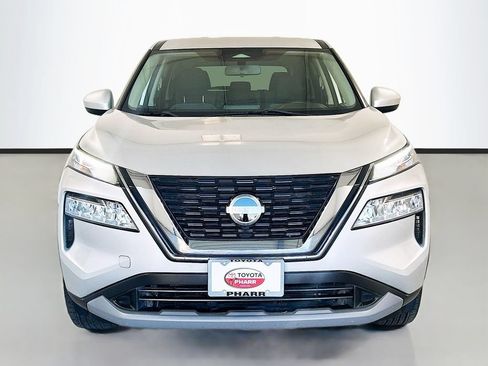 Used 2023 Nissan Rogue SV AWD/4WD image 2