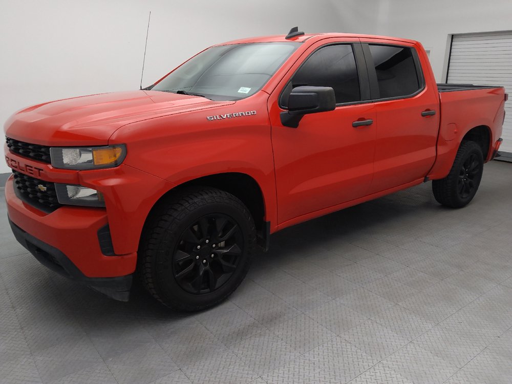 Used 2021 Chevrolet Silverado 1500 Custom RWD image 2