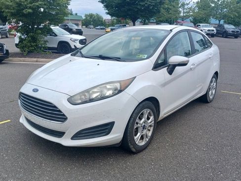 Used 2016 Ford Fiesta SE FWD image 3