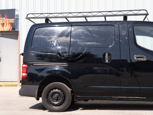 Used 2019 Nissan NV200 S w/ Cruise Control Package image 12