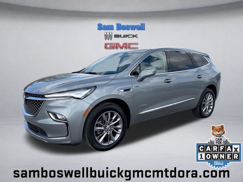 Used 2024 Buick Enclave Avenir image 1