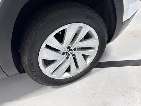 Used 2021 Volkswagen Atlas Cross Sport SE AWD/4WD image 15