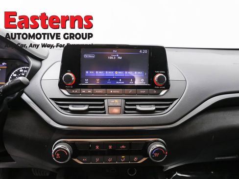 Used 2023 Nissan Altima 2.5 S image 12