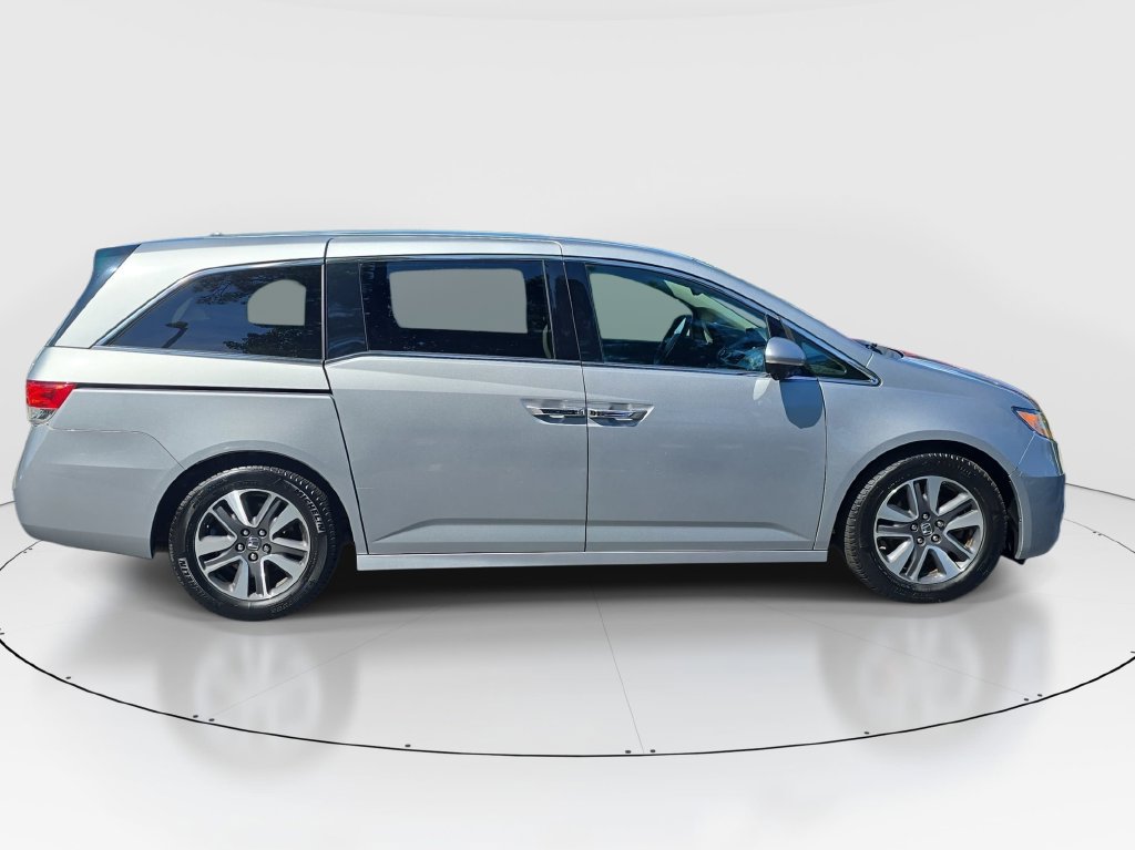 Used 2016 Honda Odyssey Touring image 6