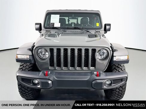 Used 2020 Jeep Gladiator Rubicon AWD/4WD image 2