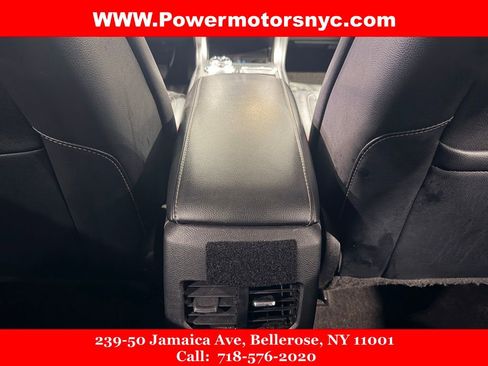 Used 2020 Ford Fusion Titanium image 37