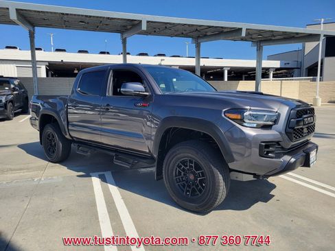 Certified 2020 Toyota Tacoma TRD Pro AWD/4WD image 2