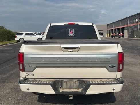 Used 2018 Ford F150 Platinum w/ Equipment Group 701A Luxury AWD/4WD image 4