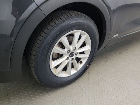 Used 2019 Kia Sorento AWD image 31