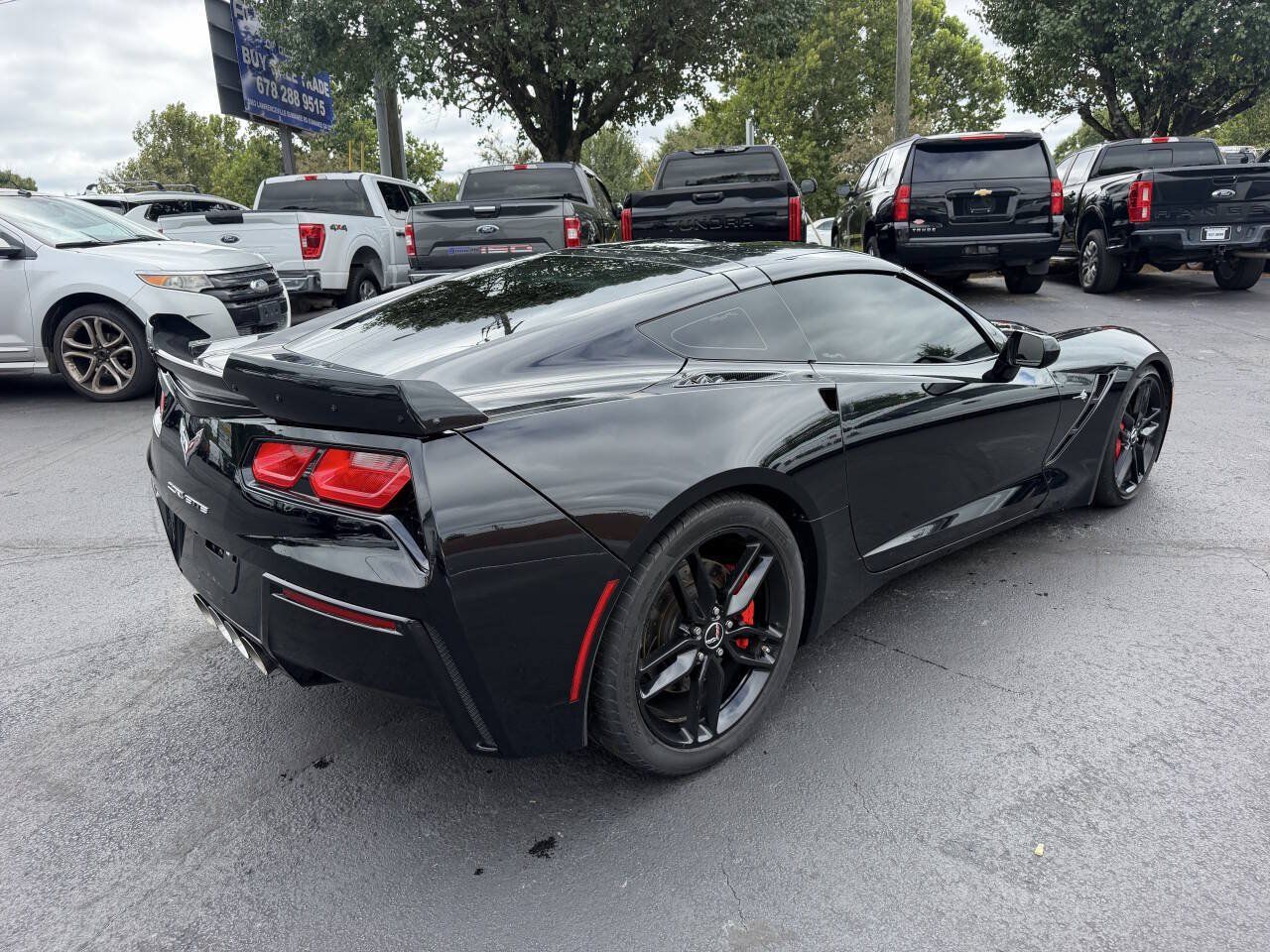 Used 2015 Chevrolet Corvette Stingray Coupe w/ 2LT Preferred Equipment Group RWD image 5