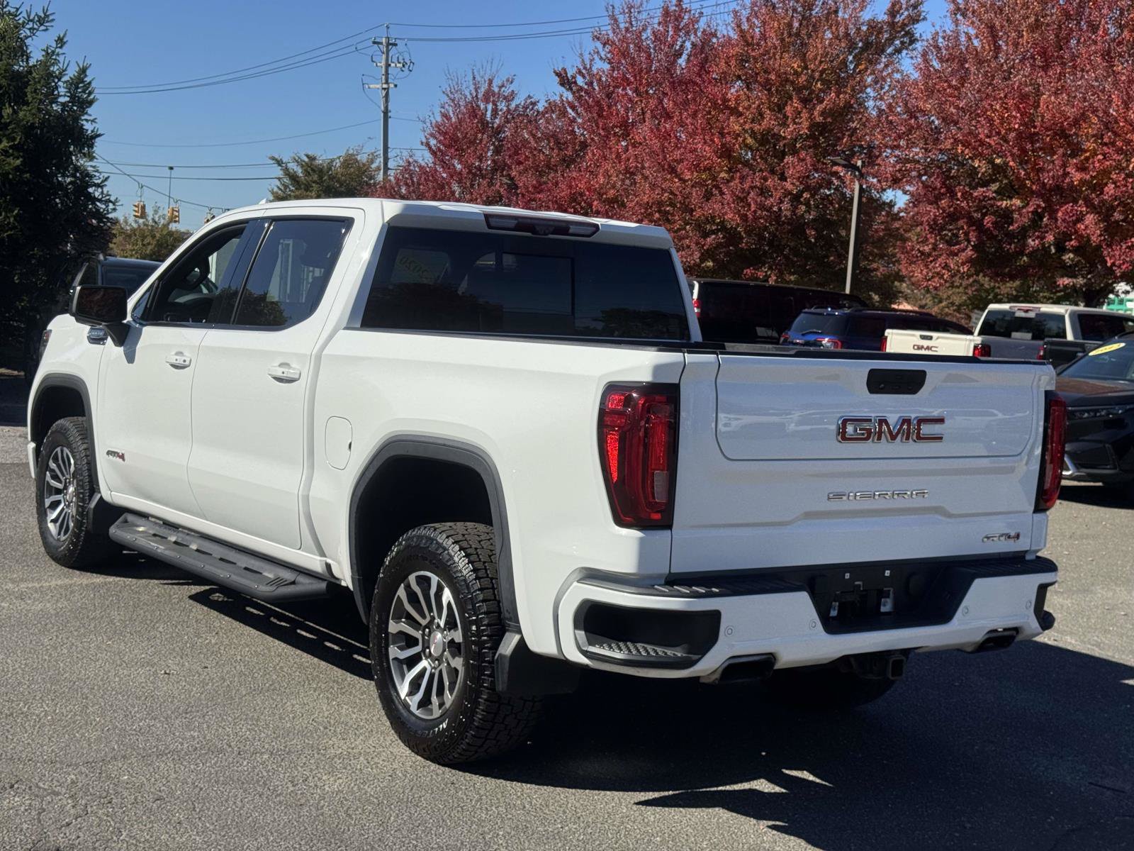 Used 2020 GMC Sierra 1500 AT4 w/ AT4 Premium Package AWD/4WD image 5