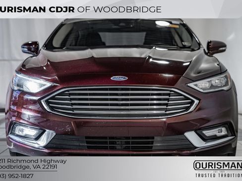 Used 2017 Ford Fusion Titanium image 2
