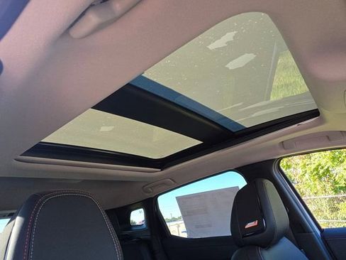 New 2026 Nissan Kicks SR w/ SR Premium Package image 4