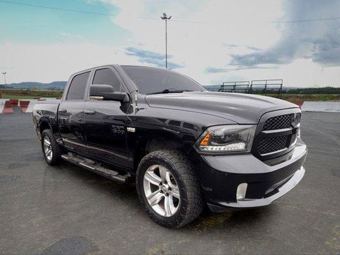 Used 2017 RAM 1500 Express w/ Black Ram 1500 Express Group RWD image 2