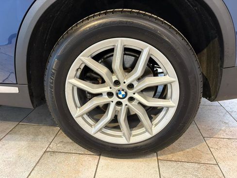 Used 2022 BMW X5 xDrive40i w/ Premium Package image 34