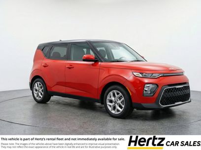Used 2025 Kia Soul LX w/ LX Technology Package