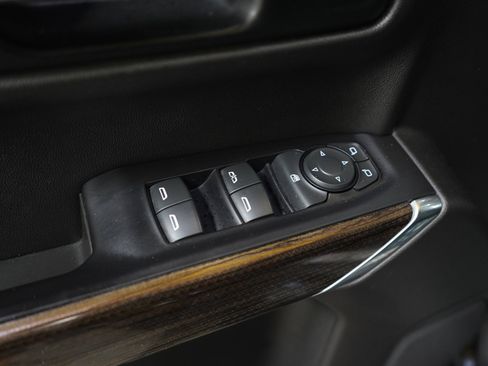 Used 2020 Chevrolet Silverado 1500 LT w/ All-Star Edition AWD/4WD image 18