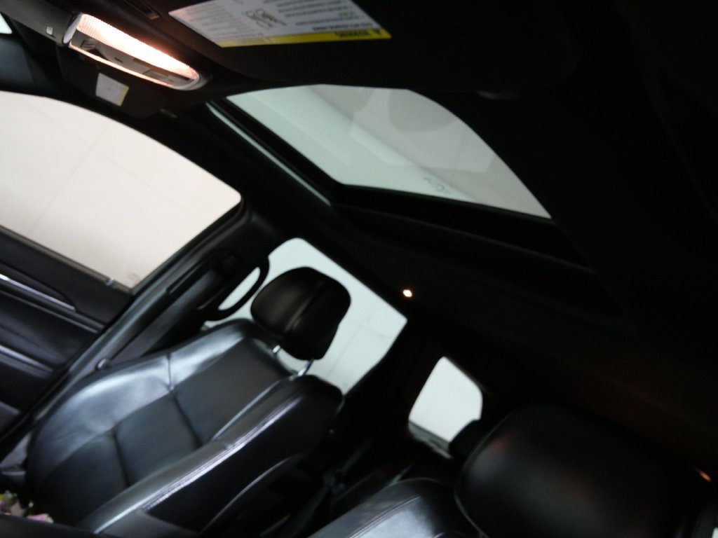 Used 2018 Jeep Grand Cherokee Limited AWD/4WD image 14