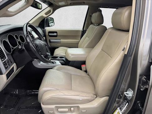 Used 2013 Toyota Sequoia Limited AWD/4WD image 10