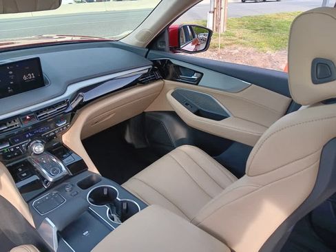 Used 2022 Acura MDX SH-AWD image 12