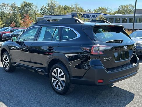 Used 2023 Subaru Outback 2.5i image 6